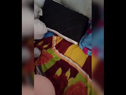❤️ A miña compañeira de piso quédase só na casa porque o seu marido vai de vacacións e eu aproveito para follala e encherlle o cú de leite ❤️❌ Vídeo de sexo en nós ❌